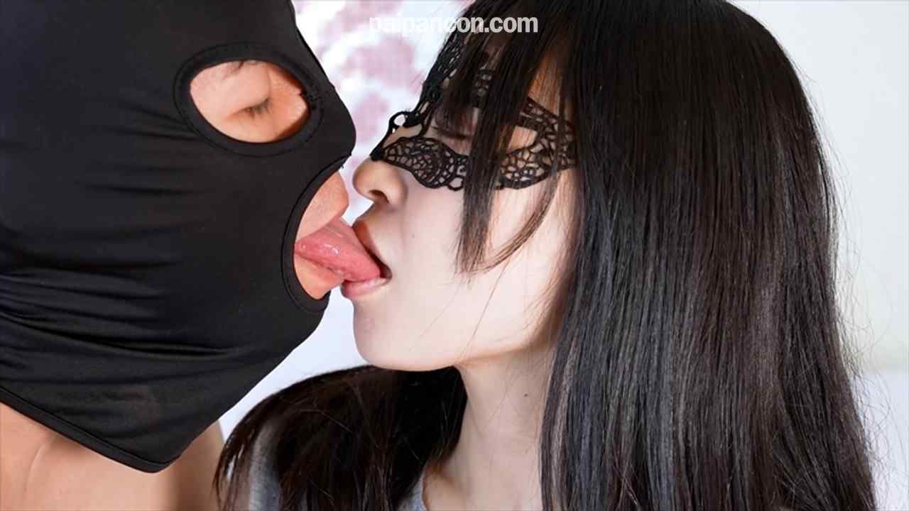 FC2-PPV-4752285 - 333_【未〇熟の華奢な身体のガチ素人】初めての撮影で気持ち良過ぎて「ぎもぢいい！いぐいぐいぐ」濁音オホ声が止まらず痙攣逝き！素人感たっぷり無垢な反応と快楽に溺れるギャップ！瑞穂ちゃん第1章【海外版】 thumbnail_1.jpg