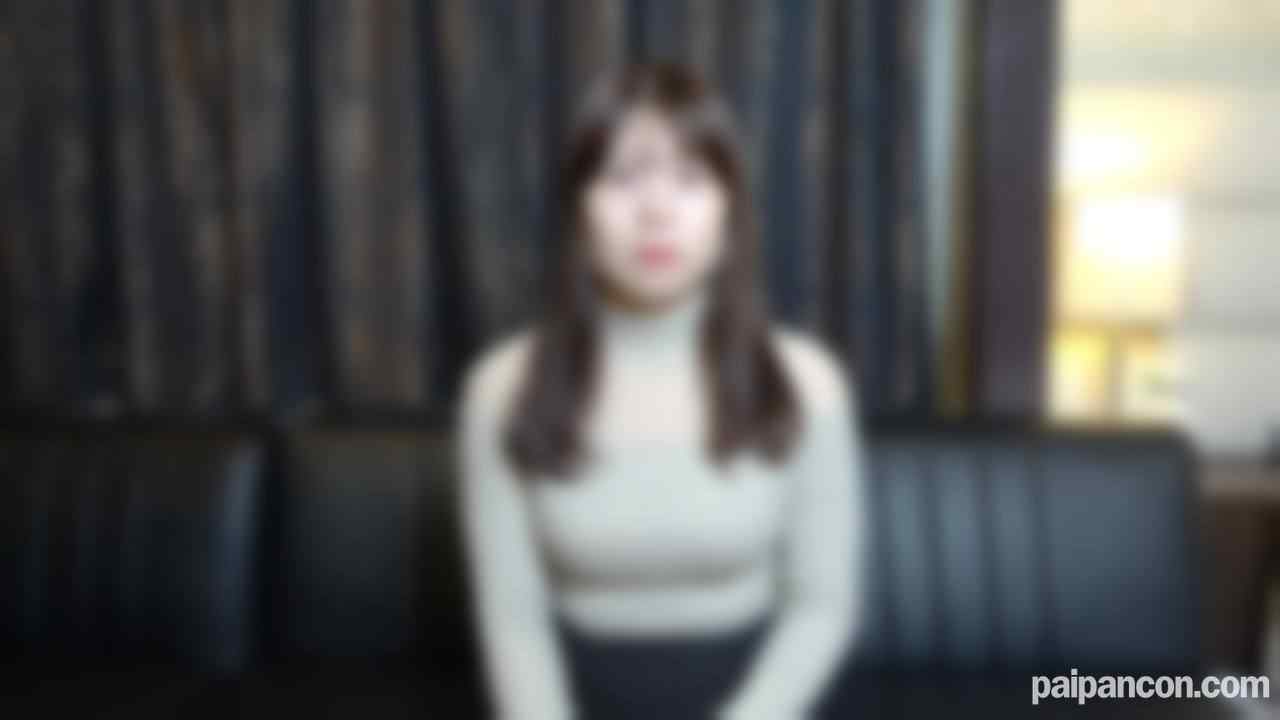 FC2-PPV-4768353 - 【個人撮影/素人】（本編顔出し）3〇歳〇なちゃん。普段は管理職の彼女、仕事のストレスを夜に発散。綺麗なパイパンマ〇コに遠慮なく中出しさせていただきます thumbnail_0.jpg