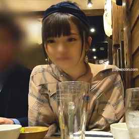 FC2-PPV-4800673 - 背伸びして大人ぶってる小生意気**大生 はるちゃん（２４）学費のために涙目になりながら、がんばって逆ナンパ 紳士のデカちんぽが華奢の身体に突き刺さる cover.jpg