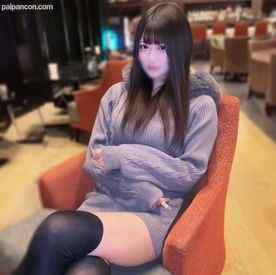 FC2-PPV-4831173 - ※㊗成人おめでと【初・無】友達とのハメ撮りばら撒き。ニーハイ美尻でけしからん身体に興奮止まず膣奥発射。。。 cover.jpg