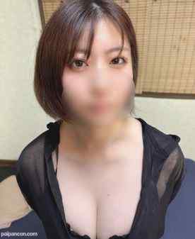 FC2-PPV-4935067 - 【完全素人&初撮り】めっちゃカワイイ20歳のEカップ巨乳素人♡パンティーに水溜りができるほどの超敏感体質♡中出しハメ！※特典有り※ cover.jpg
