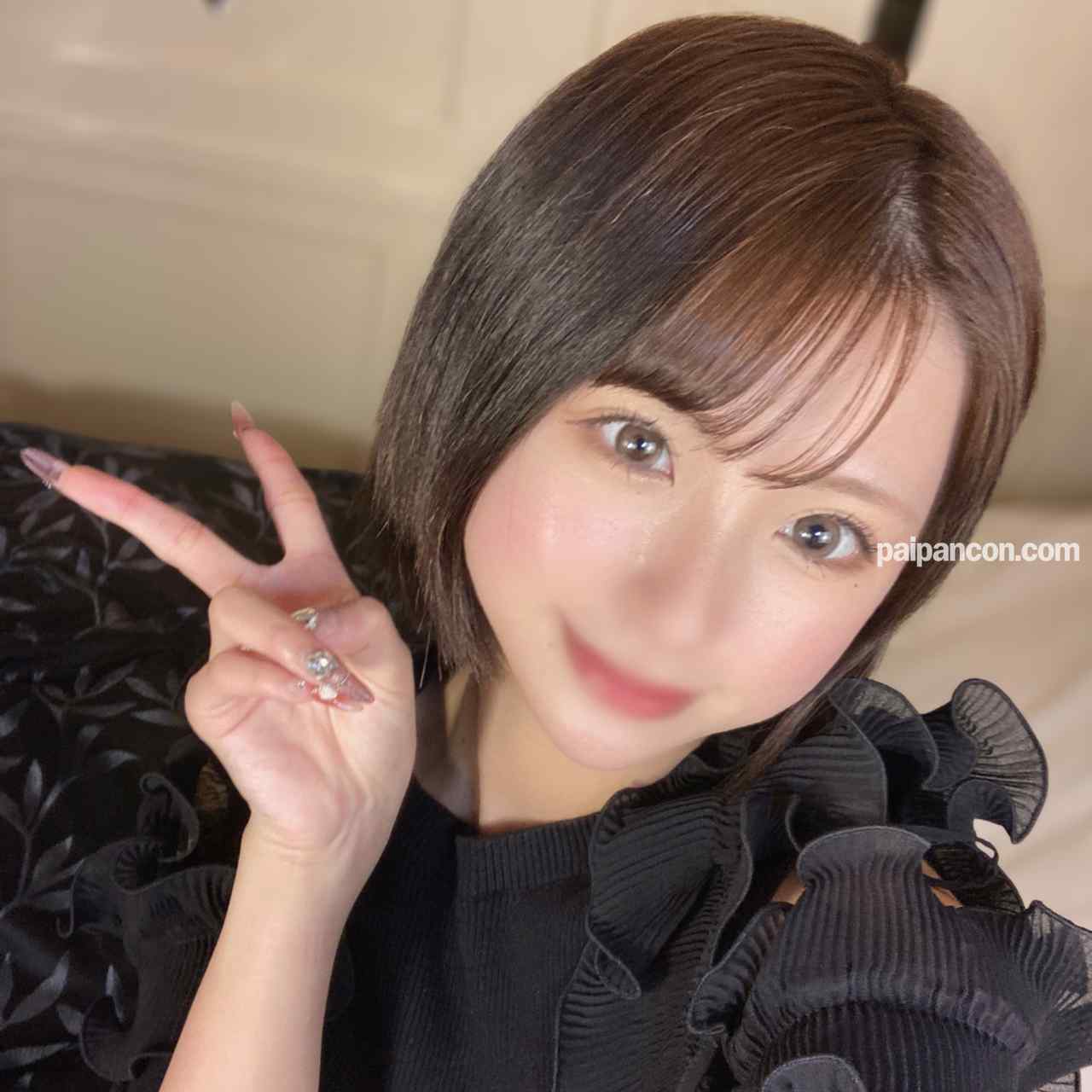 FC2-PPV-4979341 - 【FC2史上No.1殿堂確定◯女。至高初アナルドキュメント大絶叫無限の涙】誰もが恋する148cm坂道アイドルFace小柄な18歳なつみちゃん20cmオーバー巨根悶絶中出し、初AFは理性を焼く禁断の光景 thumbnail_2.jpg