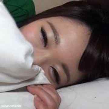 FC2-PPV-889371 - 【個人撮影】エロい体と乱れる姿が最高の、可愛いみなみちゃんに中出し！【妄想動画】